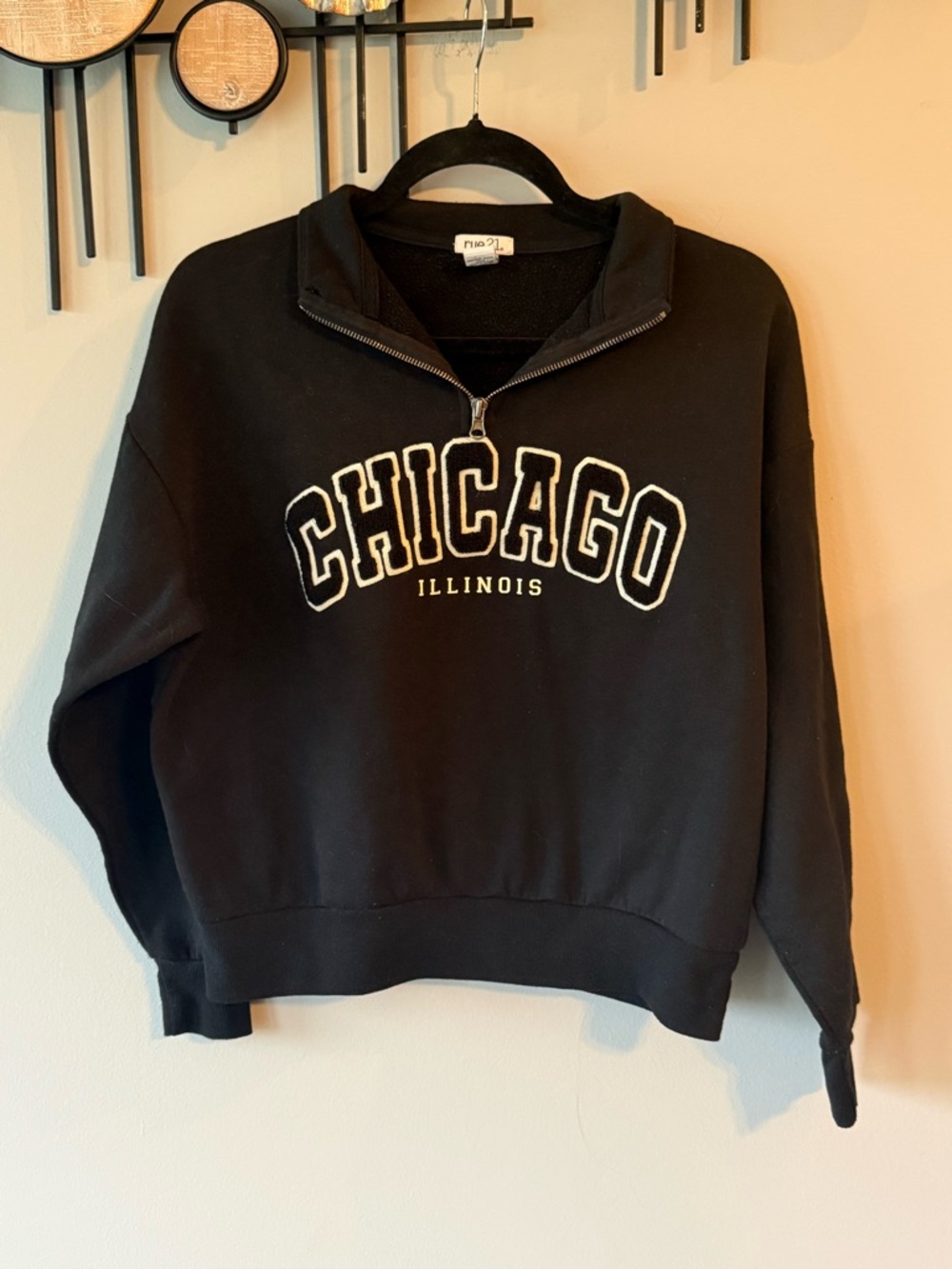 Rue21 Black Chicago Illinois Half-Zip Sweatshirt